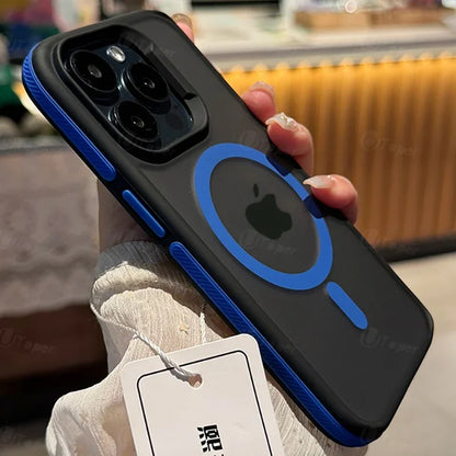 Capa Bicolor Fosca Magnética – Translúcida, resistente a impactos e compatível com iPhone 11 ao 17 Pro Max.