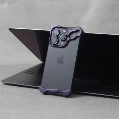 Capa Metal Bumper – Alumínio, proteção de lente e resistente a impactos. Compatível com iPhone 13 ao 17 Pro Max.
