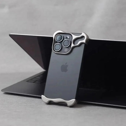 Capa Metal Bumper – Alumínio, proteção de lente e resistente a impactos. Compatível com iPhone 13 ao 17 Pro Max.