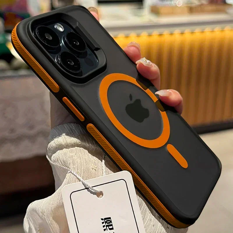 Capa Bicolor Fosca Magnética – Translúcida, resistente a impactos e compatível com iPhone 11 ao 17 Pro Max.
